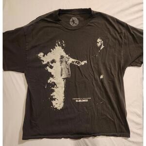 Heroes and Villians 2002 Black Mens Shirt. Mens size XL. Very good condition